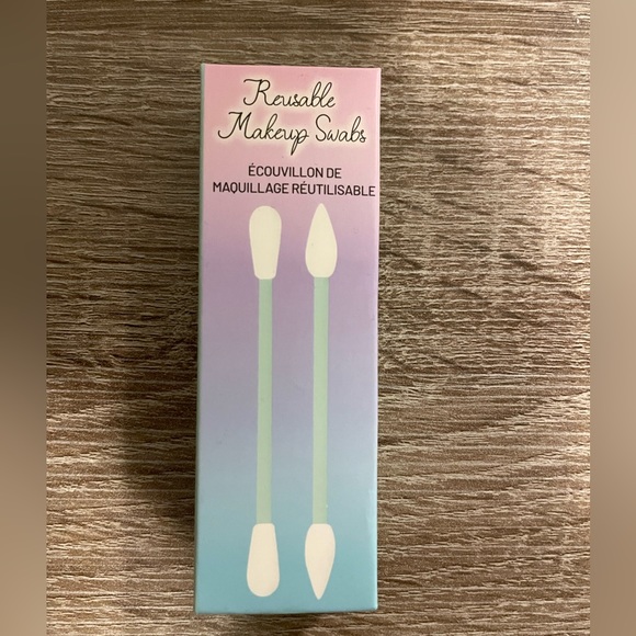 NEW Aria Beauty Reusable Makeup Swabs - Picture 2 of 4
